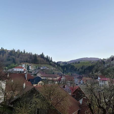 Popasul Poiana Marului Villa Eksteriør bilde